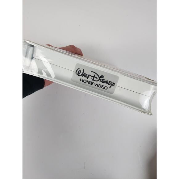 VTG 1937 Disney's Snow White and the Seven Dwarfs Masterpiece VHS Movie (Sealed) - Picture 11 of 11